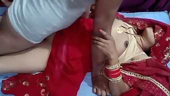 Homemade Indian Wife'S First Night In The Bedroom With Her Lover