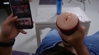 With A Handjob From My Buddy, I Reached Orgasm Unexpectedly