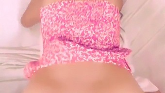 Experience The Ultimate Pleasure With A Wealthy Cock That Will Make You Orgasm With Your Fingers