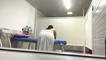 Doctor'S Office Encounter With Oiled Up Voluptuous Patient